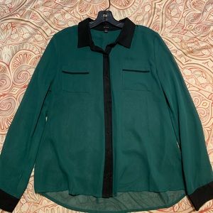 Dark green long sleeve button up blouse